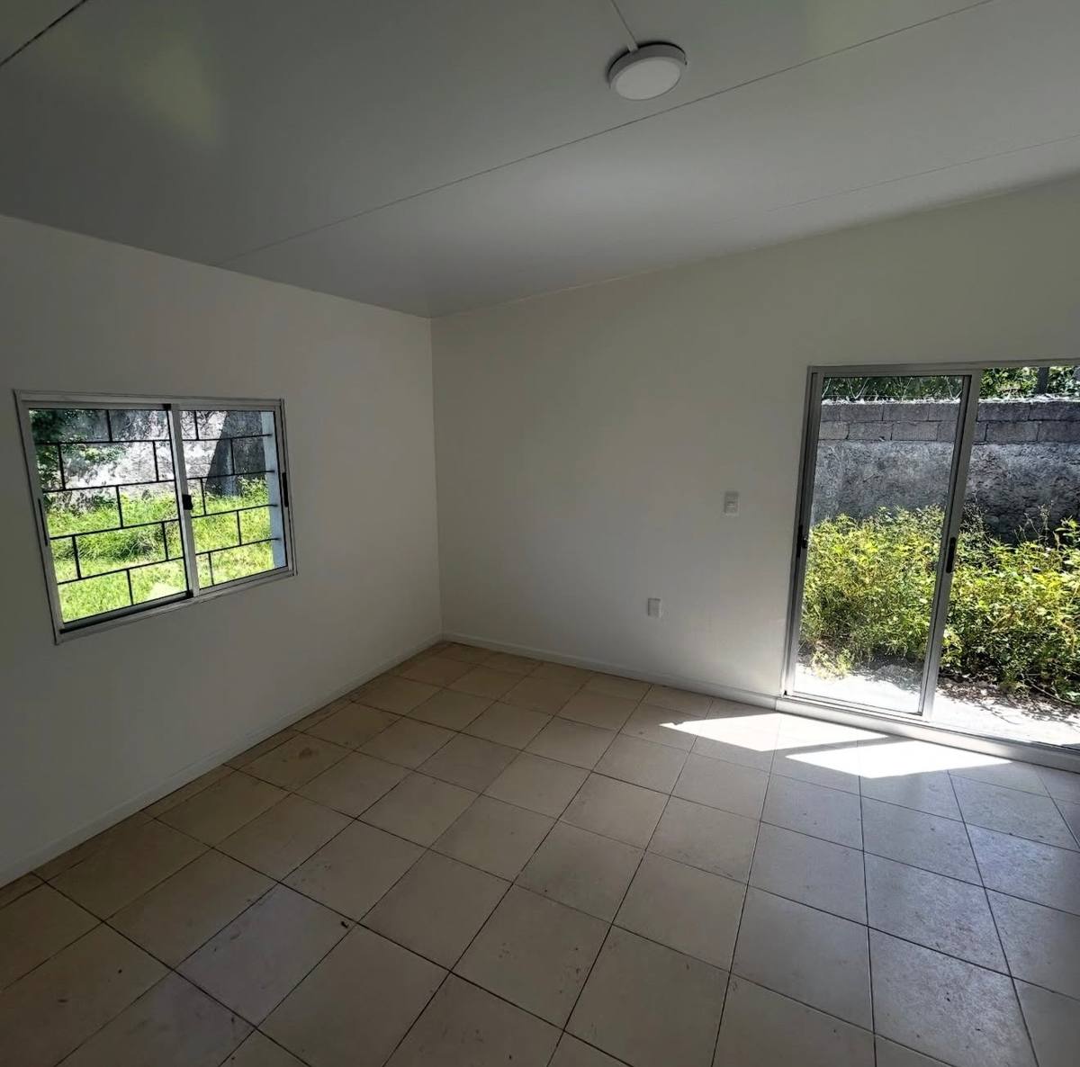 Apartamento Interior al Fondo en barrio Piedras Blancas